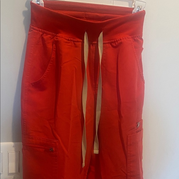 FIGS pants - Picture 3 of 9